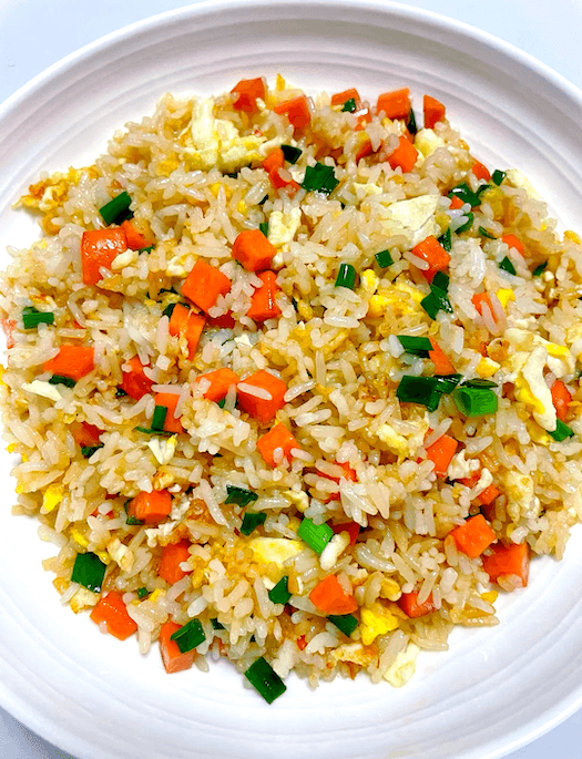 蛋炒饭 (Egg-fried Rice)